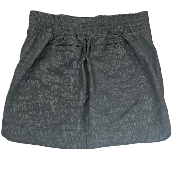 Orvis Skort Womens Small Gray Camo Elastic Waist Zipper Pockets Lined Athletic - Picture 7 of 7